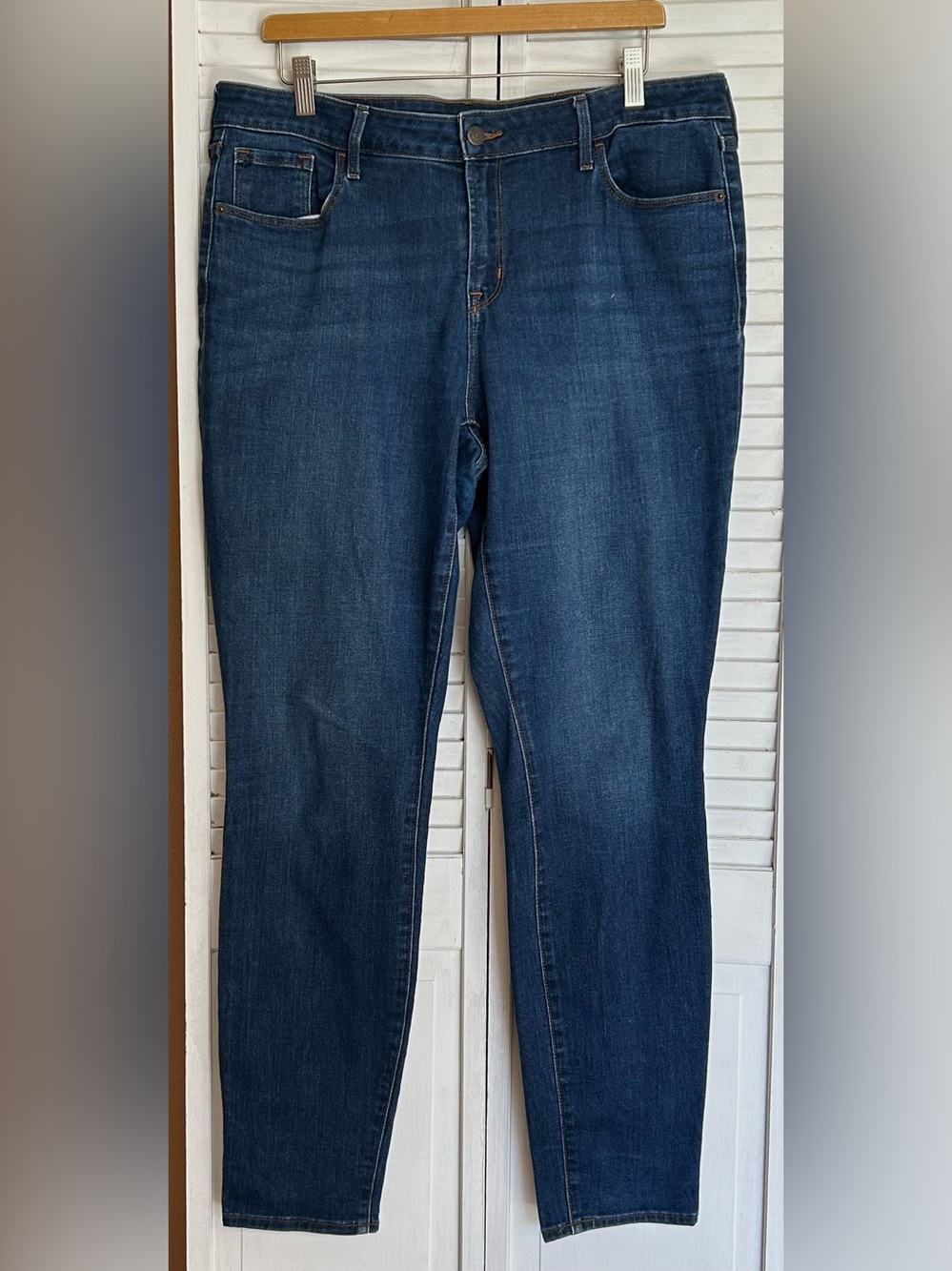 Old Navy Pop Icon Skinny Stretch blue jeans Womens size 14 Long tall